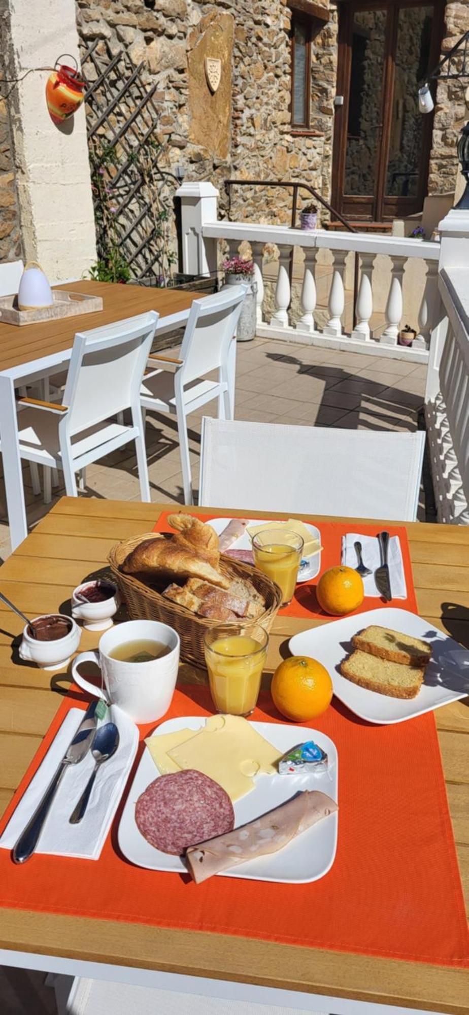Bed and Breakfast La Maison Millesime La Caunette Екстер'єр фото